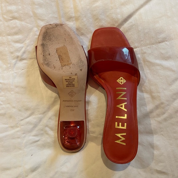 Deep red Antonio Melani open toed kitten heals - Picture 3 of 3